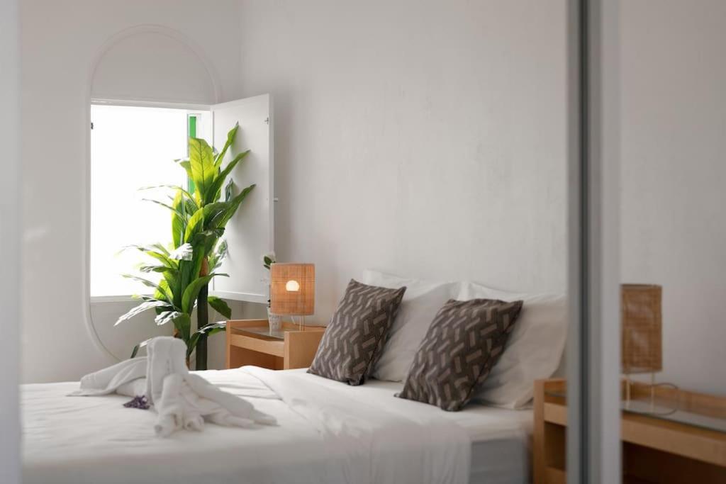 Sunset Terrace - Beachfront Apartment With Private Parking Nazaré Buitenkant foto